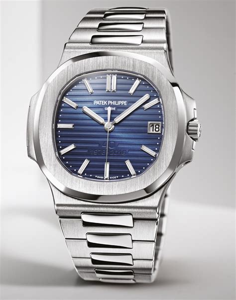 patek philippe nautilus 5711 weight|patek philippe nautilus platinum 5711.